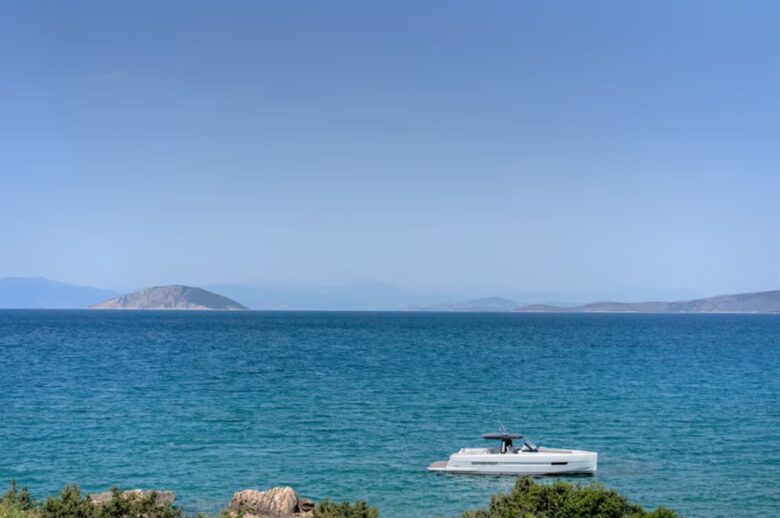 Villa Kilada : Discreet Luxury in the Heart